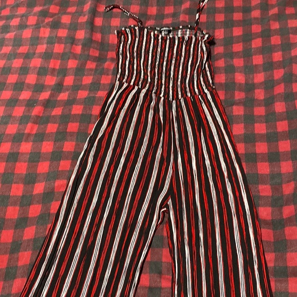 Jumpsuit - Picture 1 of 3